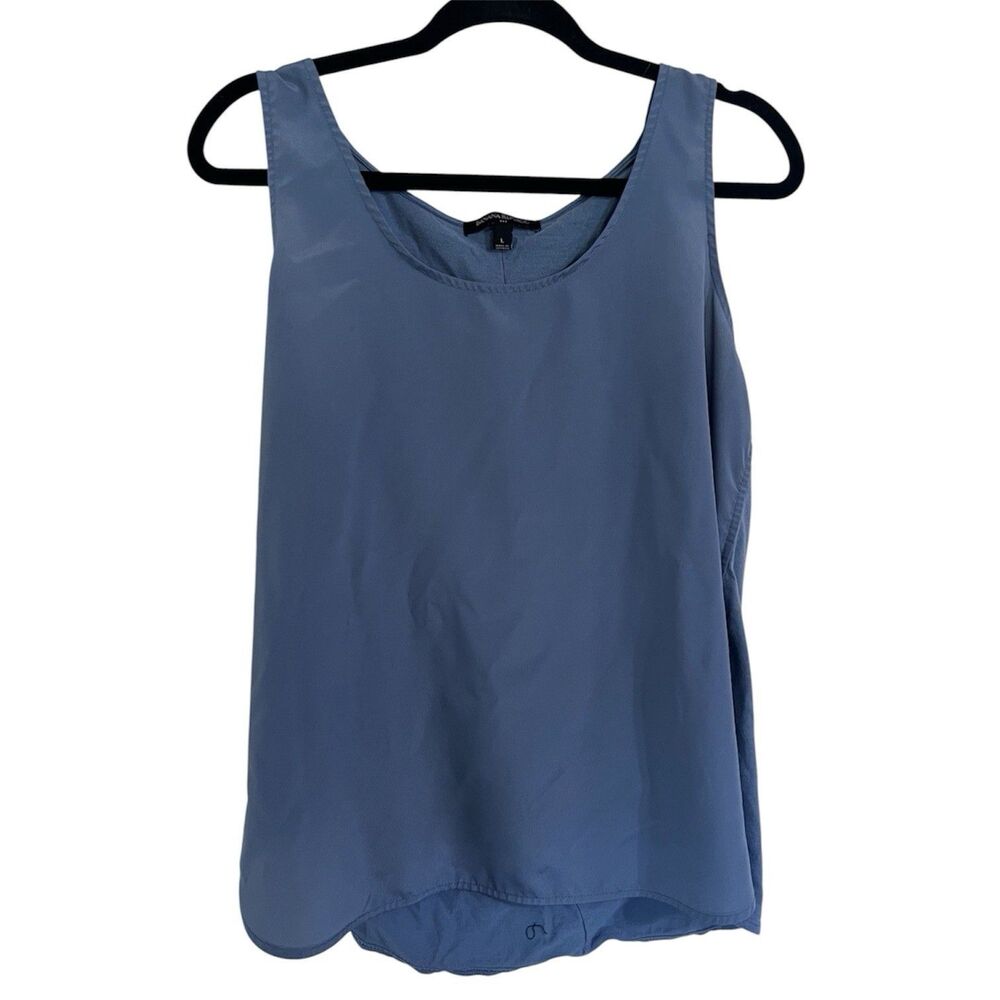 Banana Republic Women’s Tank Top Blue Size Large Sleeveless Casual Activewear L